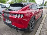 Ford Mustang Mach-E 2022 Punainen