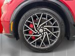 Ford Mustang Mach-E 2022 Punainen