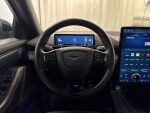Ford Mustang Mach-E 2022 Punainen