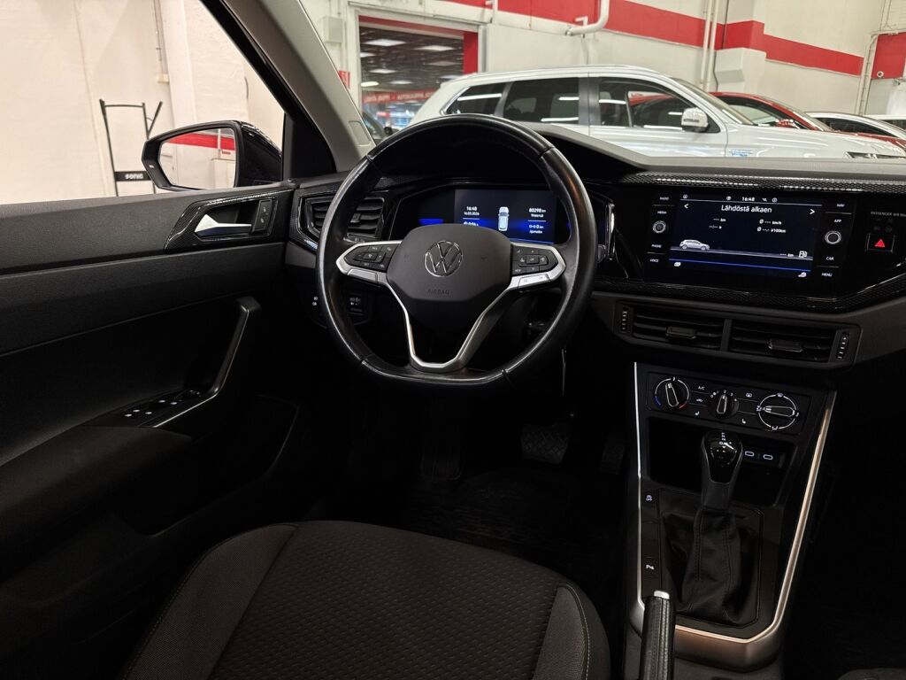 Volkswagen Polo 2022 Musta