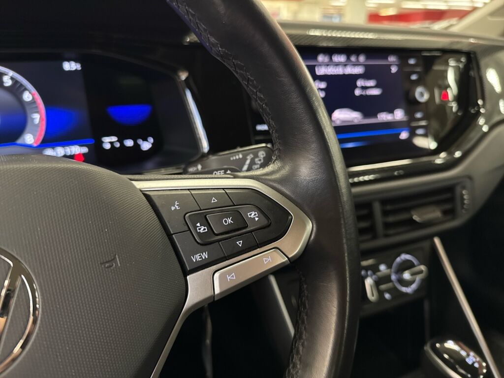 Volkswagen Polo 2022 Musta