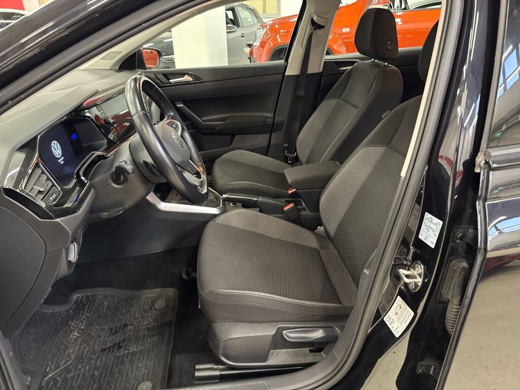 Volkswagen Polo 2022 Musta