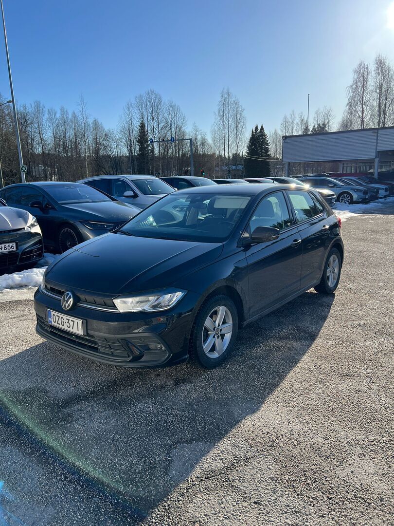 Volkswagen Polo 2022 Musta