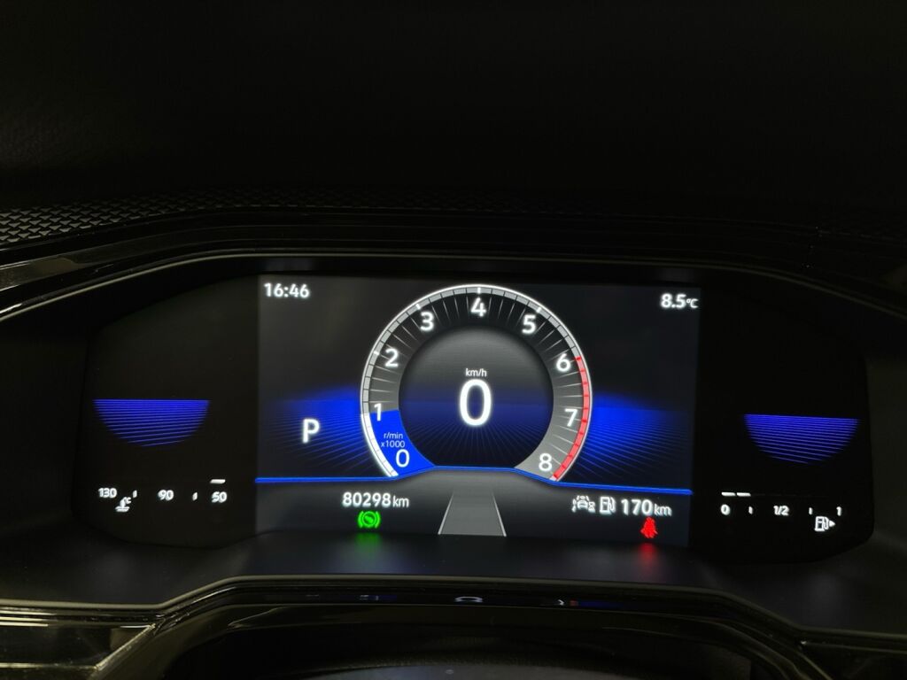 Volkswagen Polo 2022 Musta