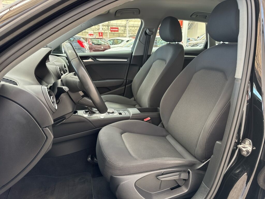 Audi A3 2018 Musta