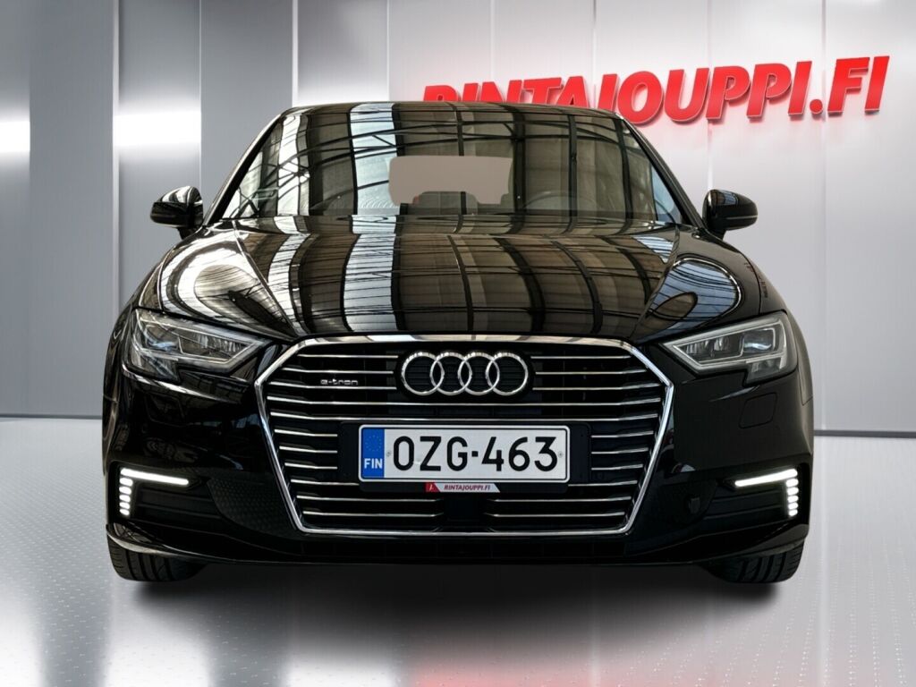 Audi A3 2018 Musta