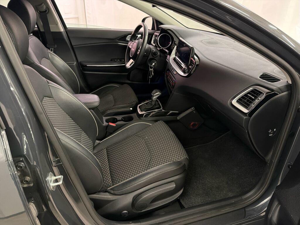 Kia Ceed 2022 Harmaa