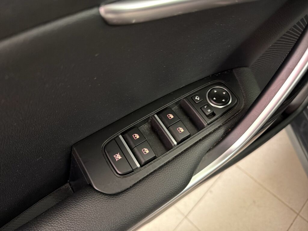 Kia Ceed 2022 Harmaa