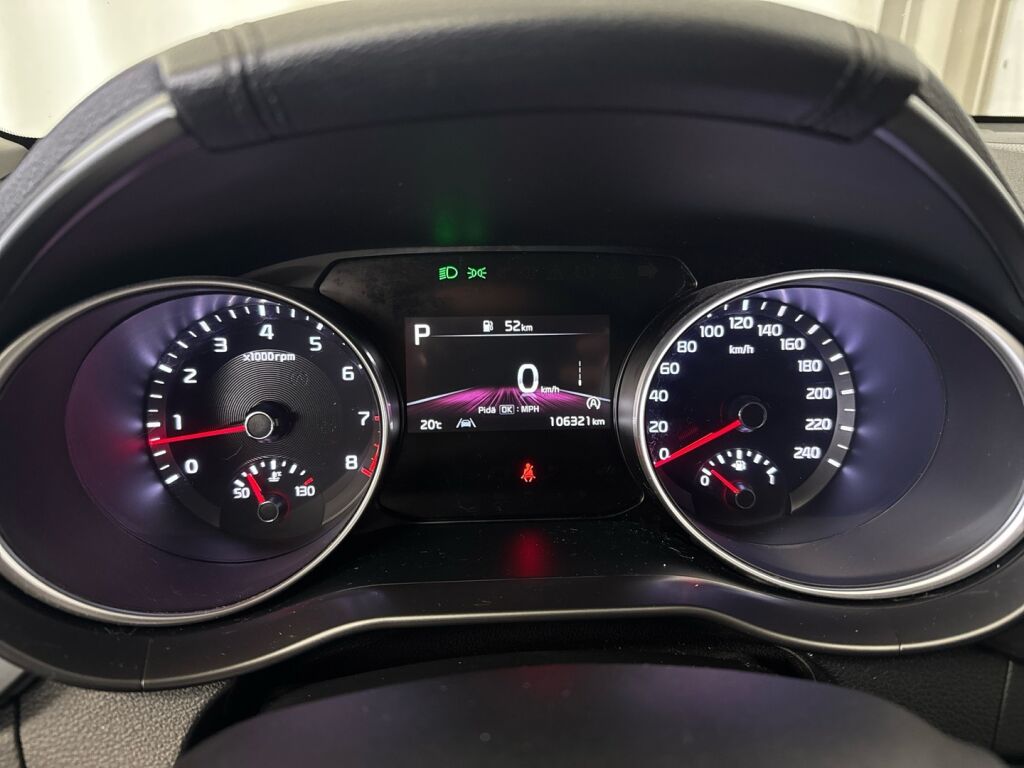 Kia Ceed 2022 Ruskea (beige)