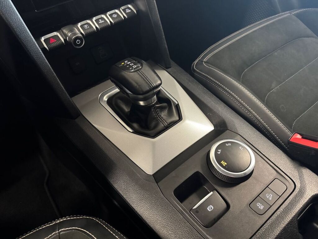 Volkswagen Amarok 2023 Punainen