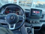 Renault Trafic 2022 Musta
