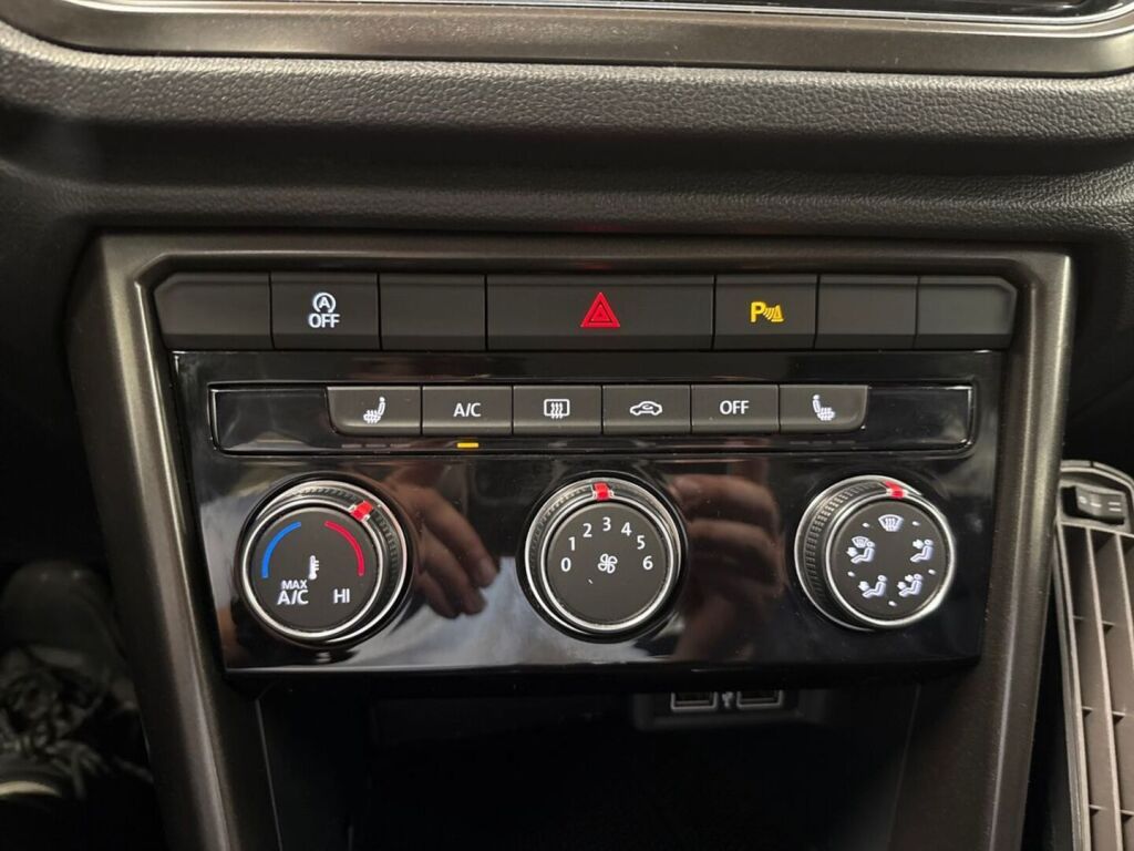 Volkswagen T-Roc 2019 Valkoinen