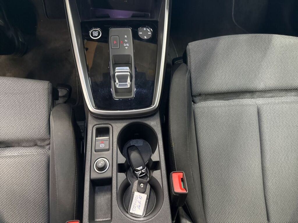 Audi A3 2021 Musta