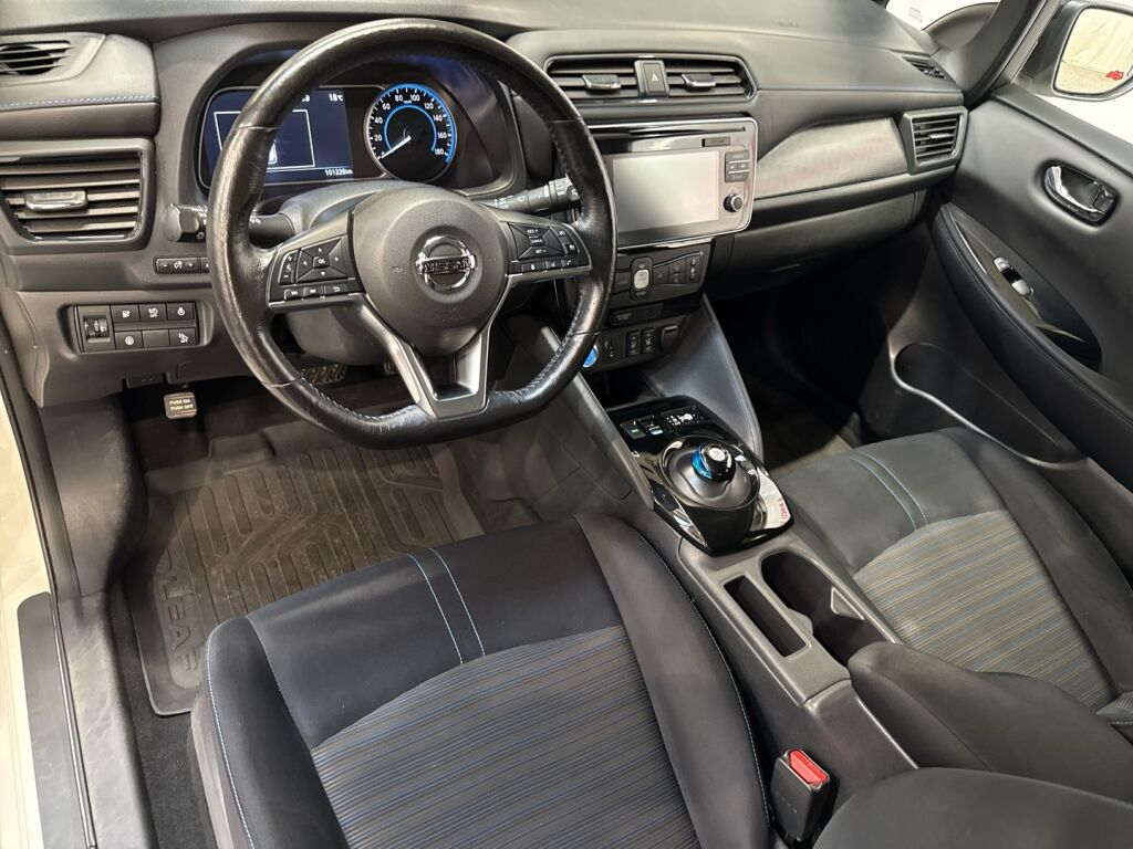 Nissan Leaf 2018 Valkoinen