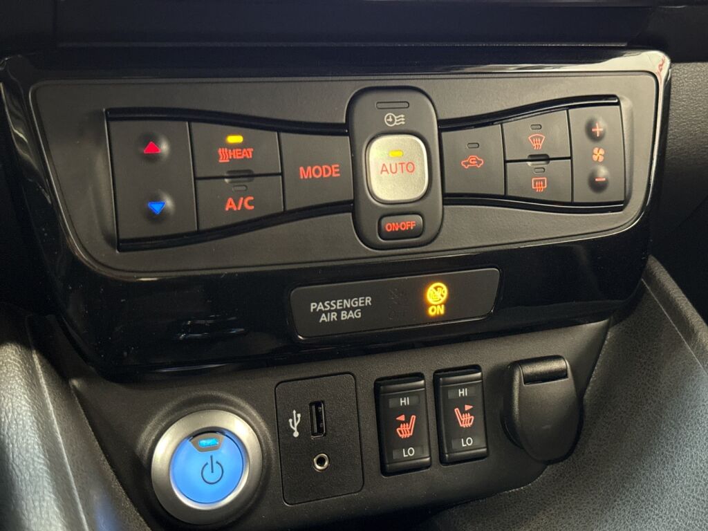 Nissan Leaf 2018 Valkoinen