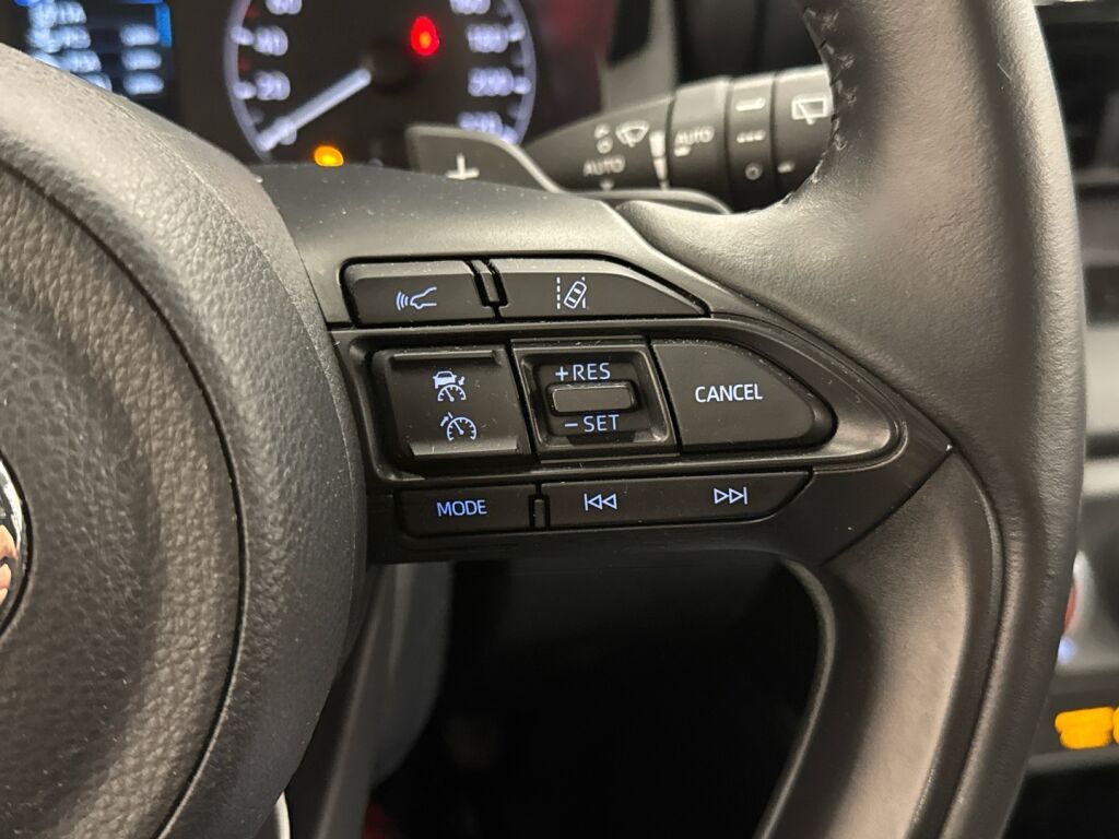 Toyota Yaris 2022 Valkoinen