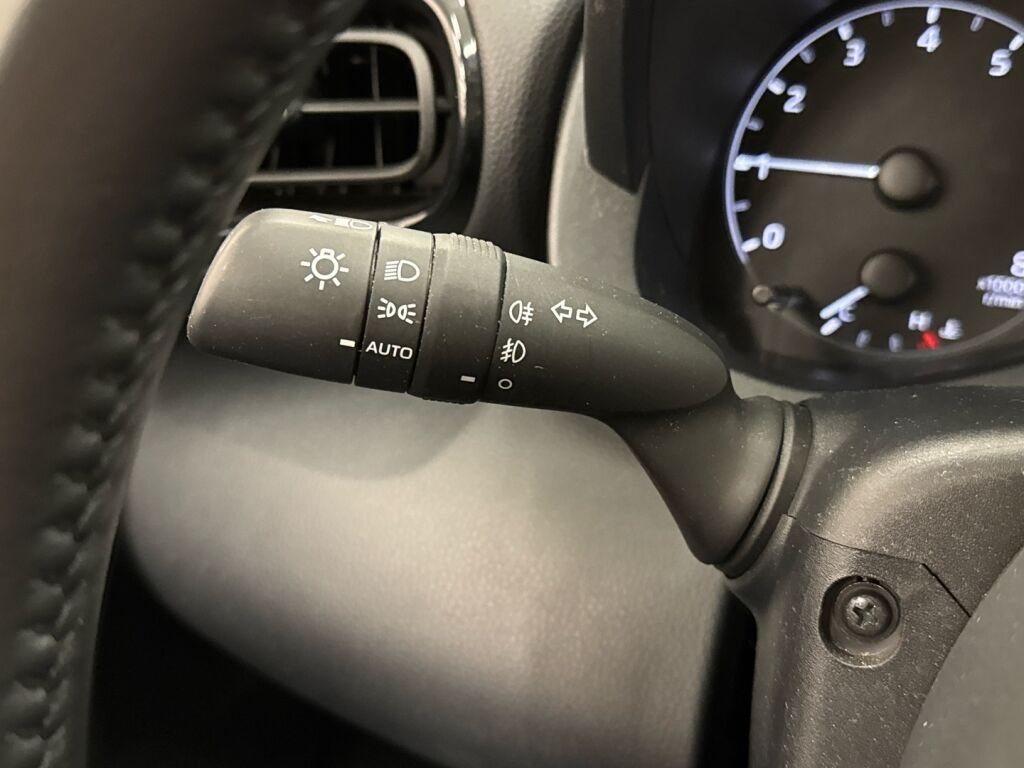 Toyota Yaris 2022 Valkoinen