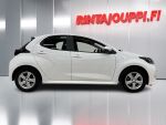 Toyota Yaris 2022 Valkoinen