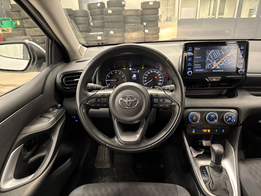 Toyota Yaris 2022 Valkoinen