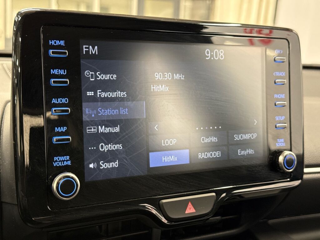 Toyota Yaris 2022 Valkoinen