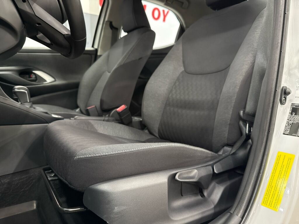 Toyota Yaris 2022 Valkoinen