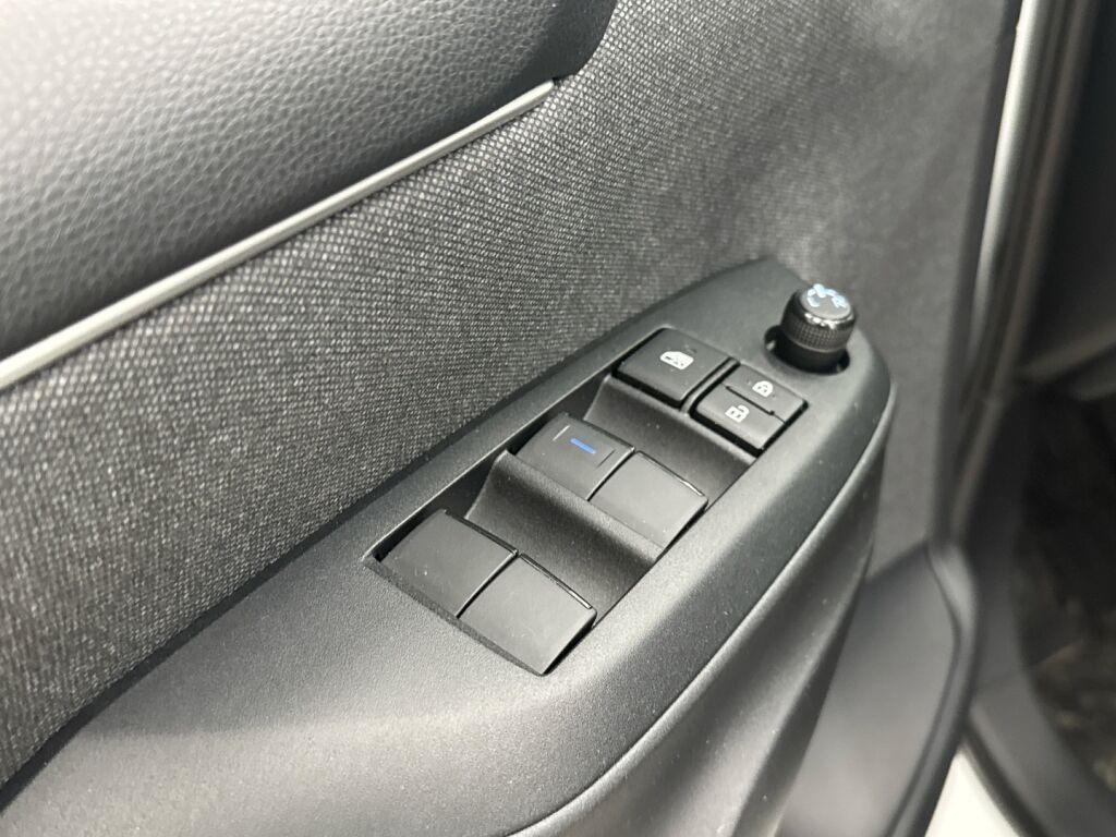 Toyota Yaris 2022 Valkoinen