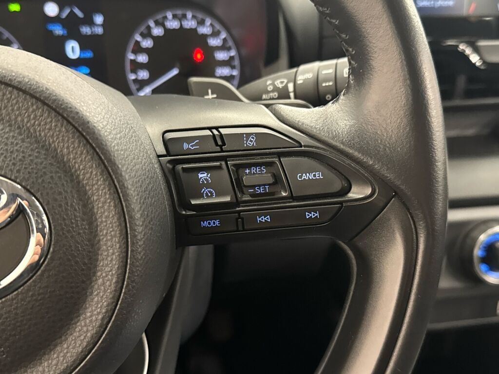 Toyota Yaris 2022 Valkoinen