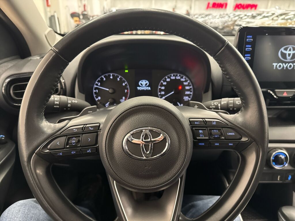 Toyota Yaris 2022 Valkoinen