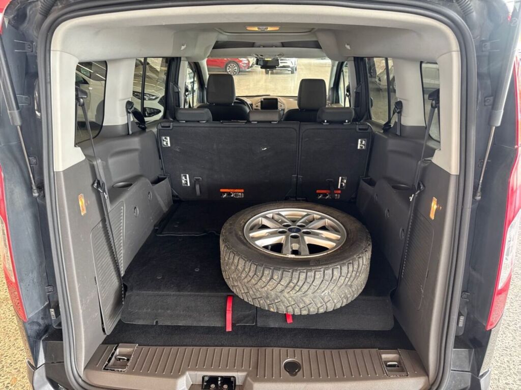 Ford Grand Tourneo Connect 2019 Musta
