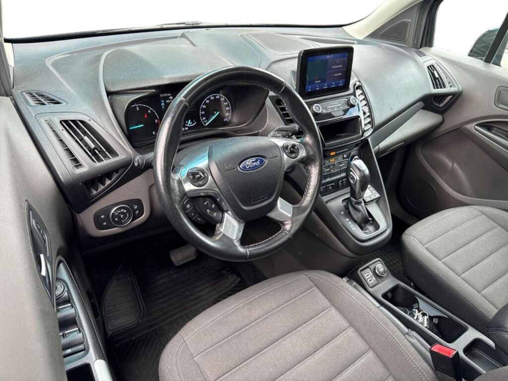 Ford Grand Tourneo Connect 2019 Musta