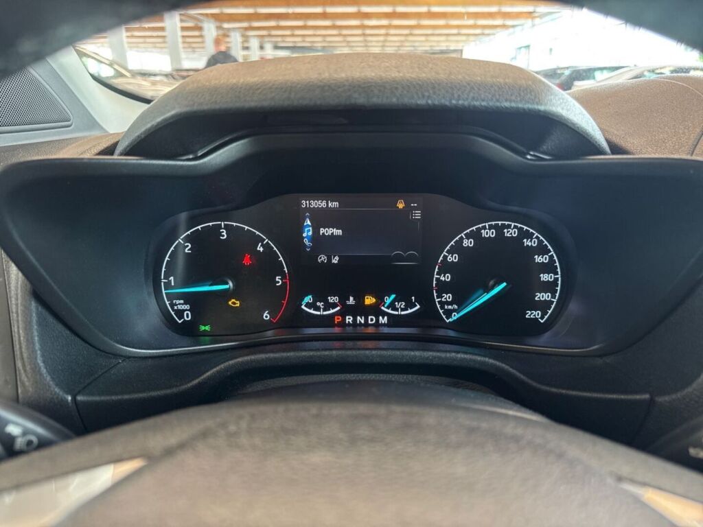 Ford Grand Tourneo Connect 2019 Musta