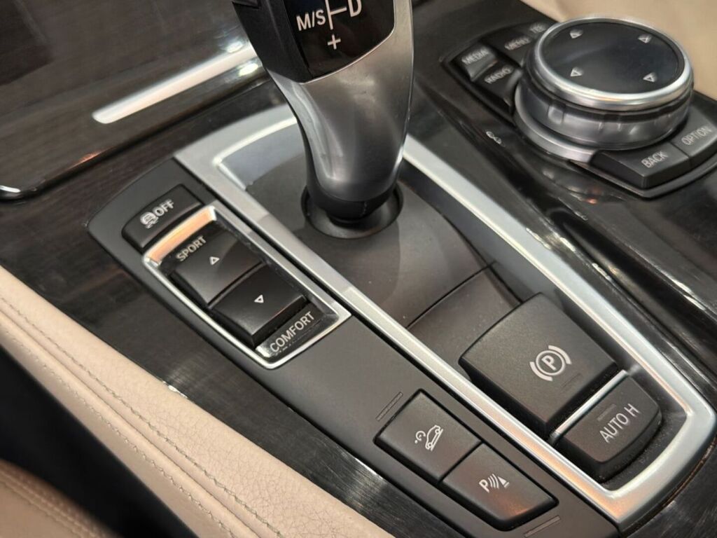 BMW 530 2013 Harmaa