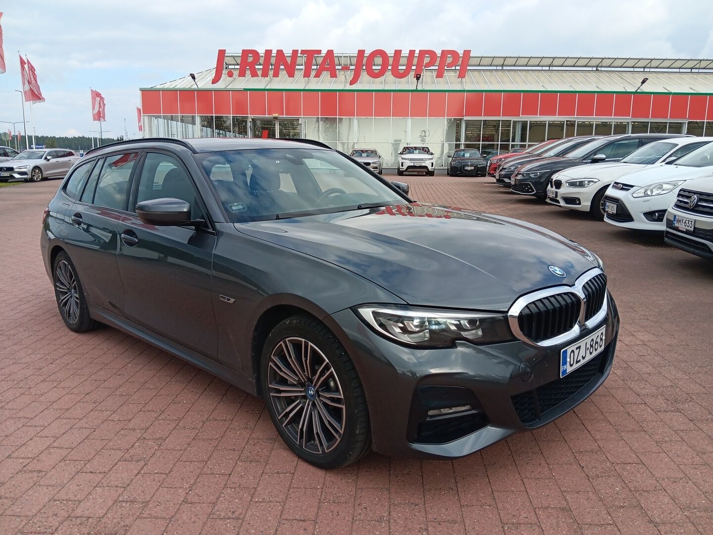 BMW 330