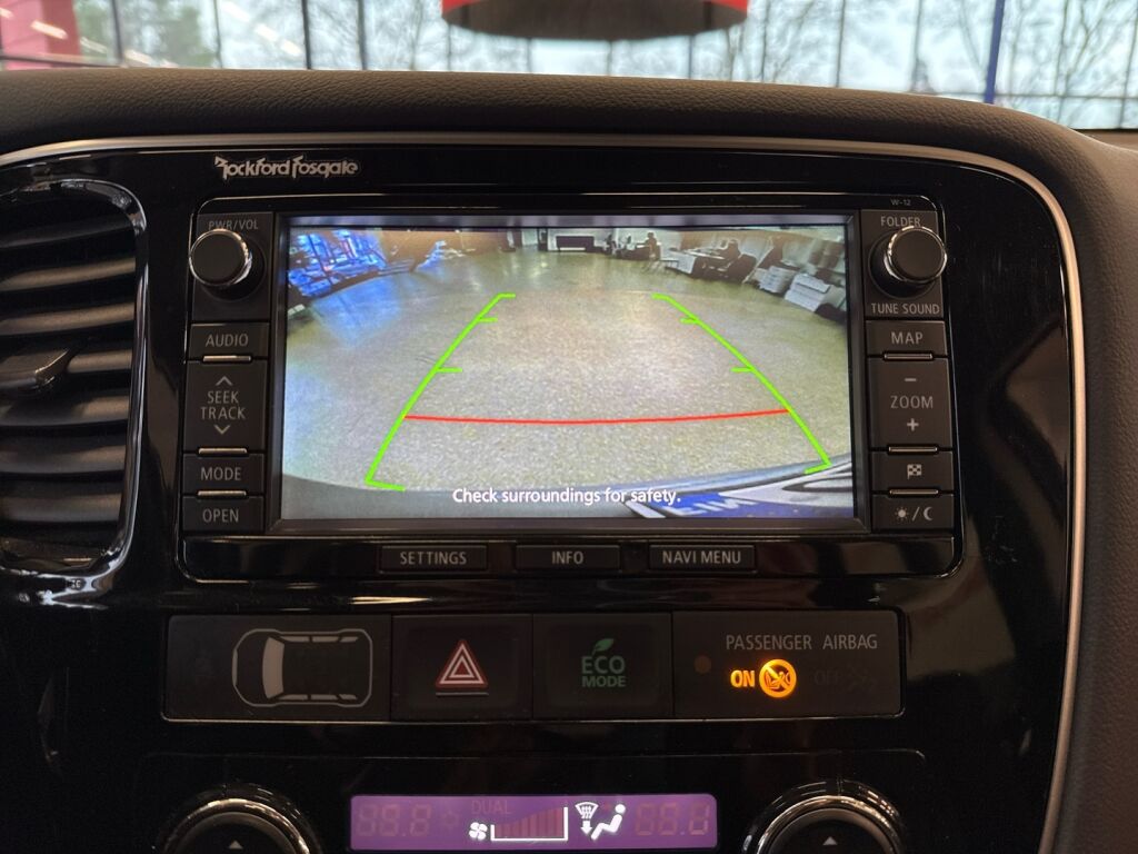 Mitsubishi Outlander PHEV 2014 Sininen