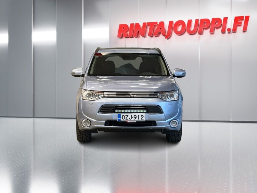 Mitsubishi Outlander PHEV 2014 Sininen
