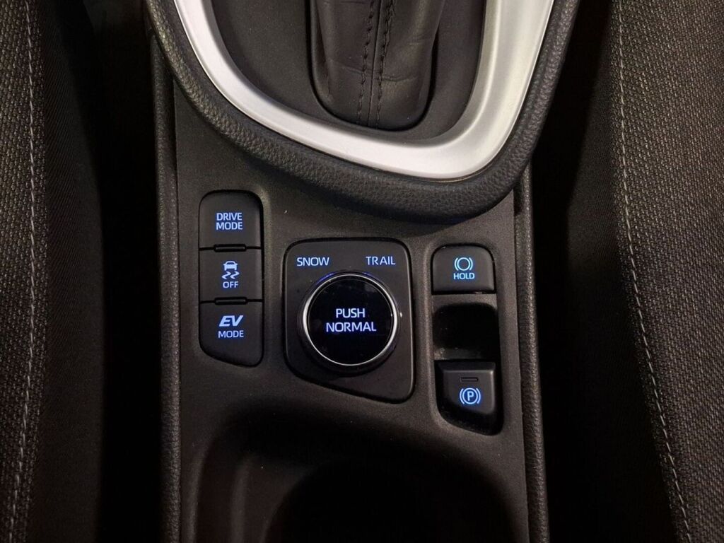 Toyota Yaris Cross 2022 Sininen