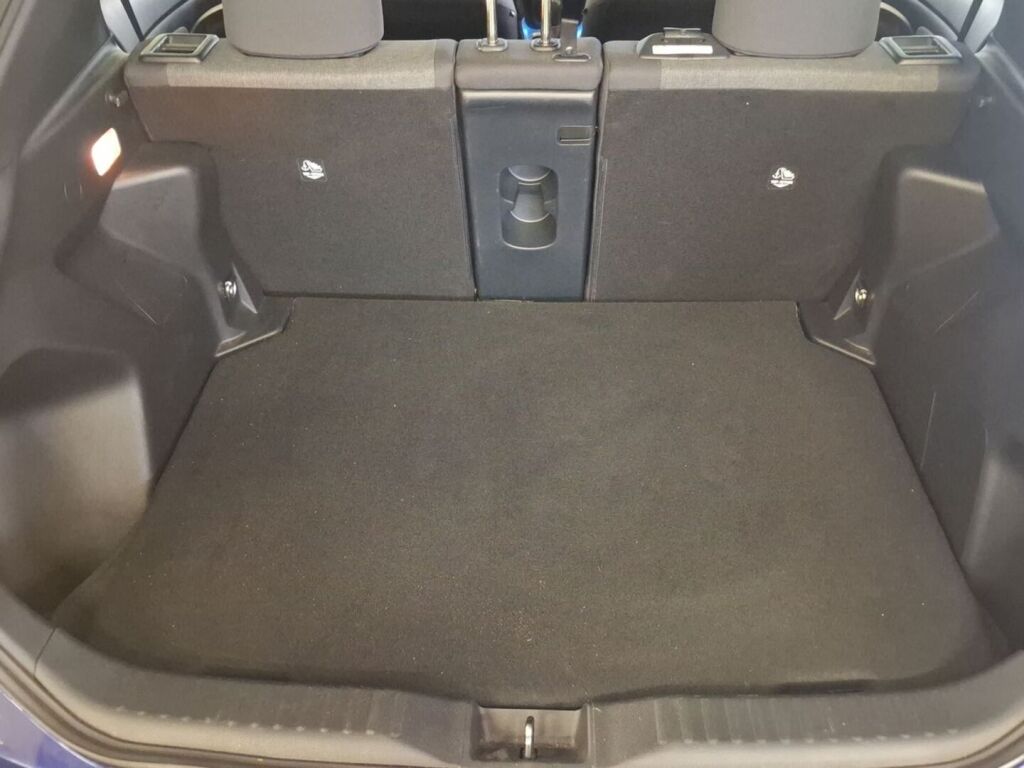 Toyota Yaris Cross 2022 Sininen