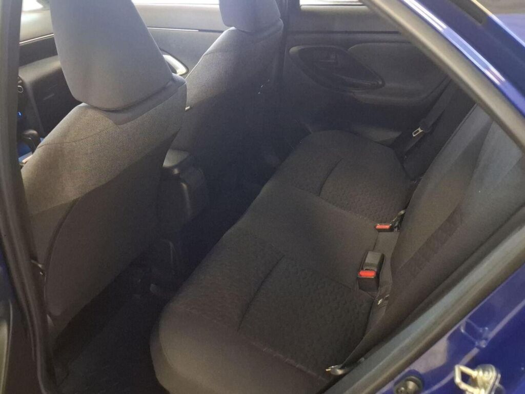 Toyota Yaris Cross 2022 Sininen