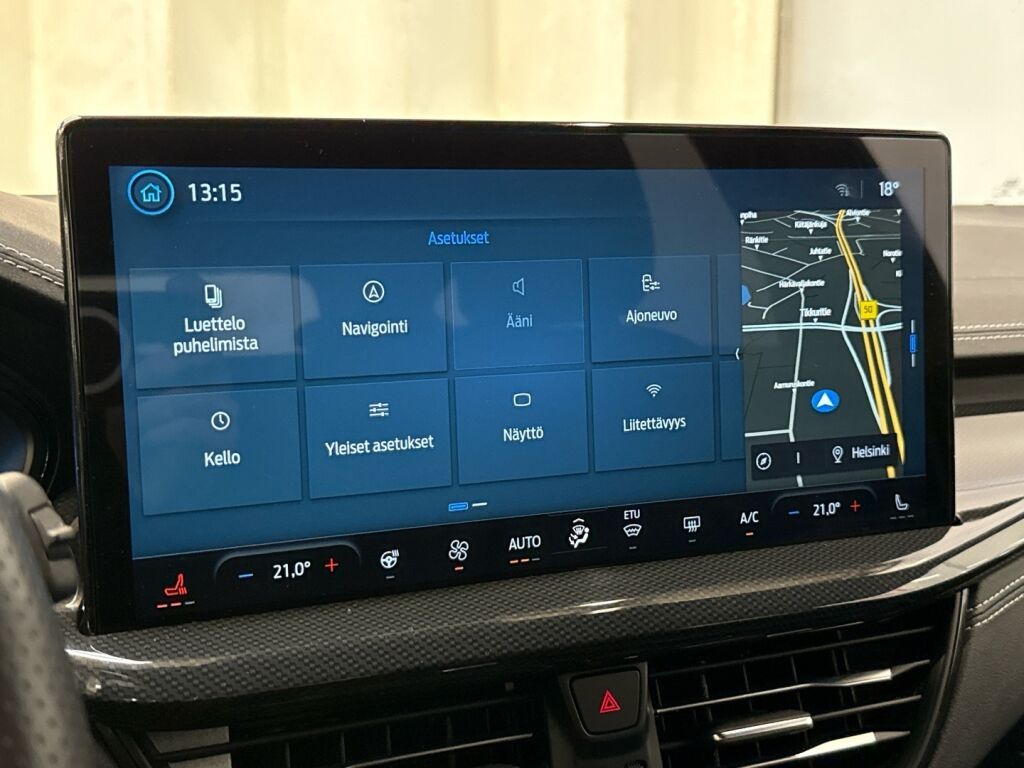 Ford Focus 2022 Musta