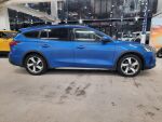 Ford Focus 2022 Sininen