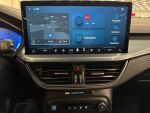 Ford Focus 2022 Sininen