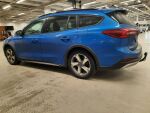 Ford Focus 2022 Sininen