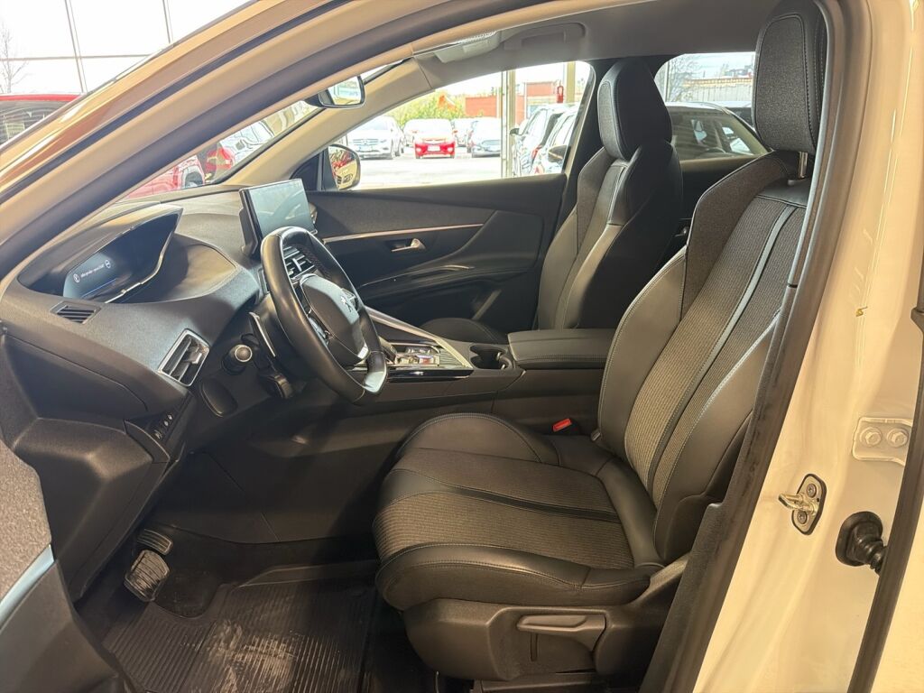 Peugeot 3008 2022 Valkoinen