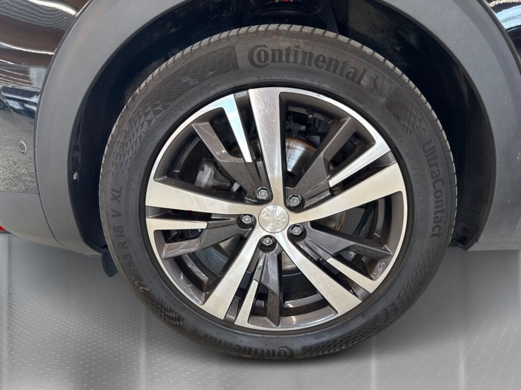 Peugeot 3008 2022 Musta