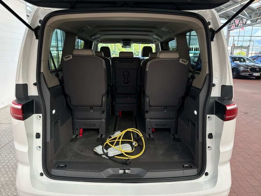 Volkswagen Multivan 2022 Valkoinen