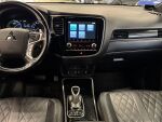 Mitsubishi Outlander PHEV 2019 Punainen