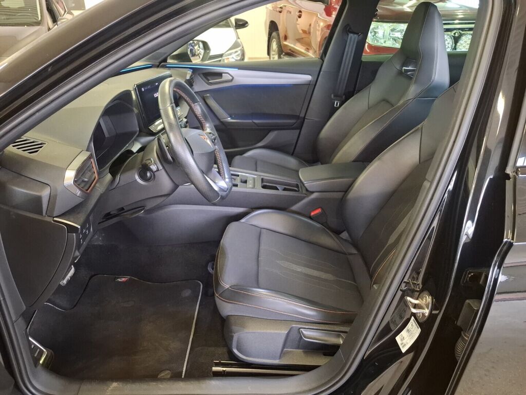 Cupra Leon Sportstourer 2021 Musta