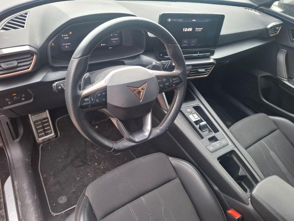 Cupra Leon Sportstourer 2021 Musta