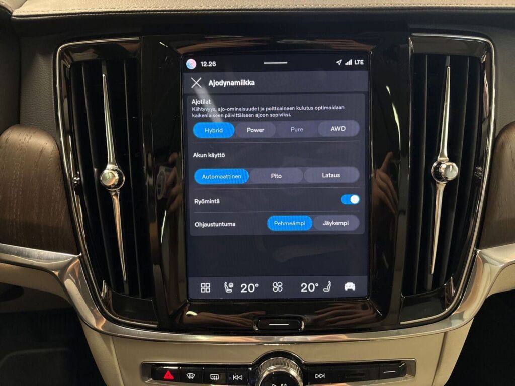Volvo V90 2022 Harmaa