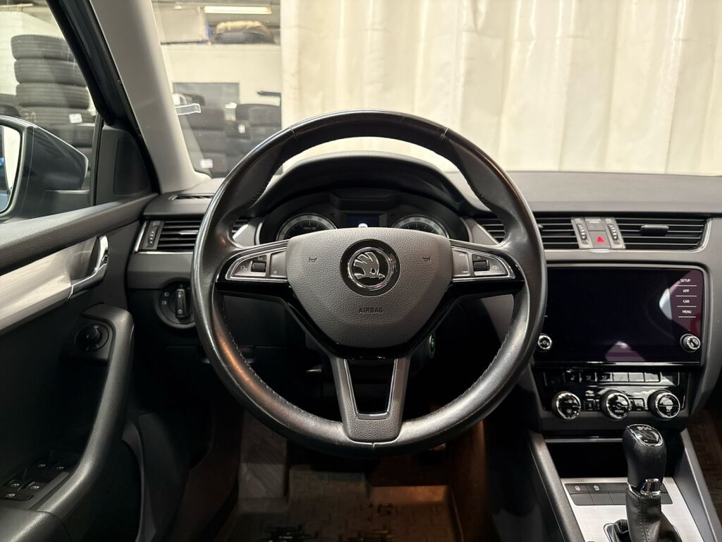 Skoda Octavia 2020 Harmaa